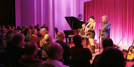 artgallery2-520x260 artgallery2-520x260